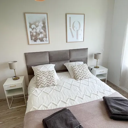 Villa De Standing En Champagne *